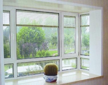 安鋼結構雨棚夾膠玻璃